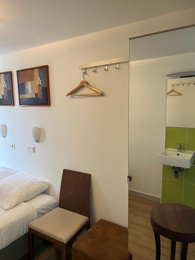 Max Hotel Amsterdam Esterno foto