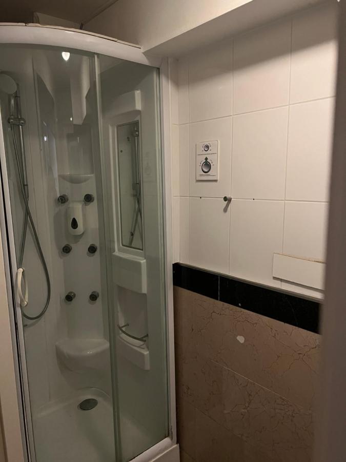 Max Hotel Amsterdam Esterno foto